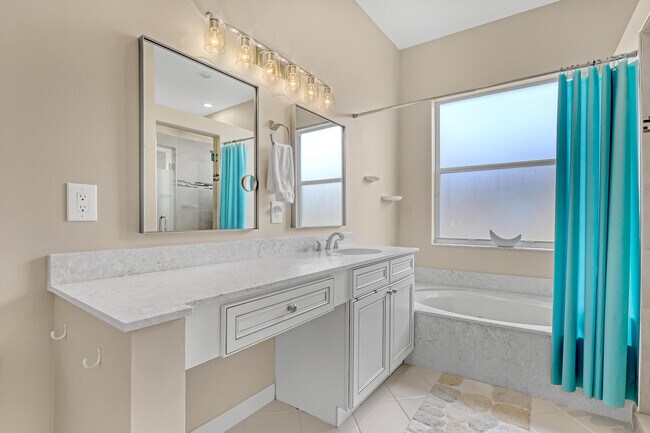 Building Photo - 2063 Reston Cir