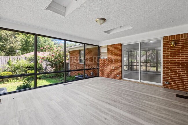 Building Photo - RENOVATED GEM IN PREMIUM IN 38118- SECTION 8 WELCOMED!!!!!!