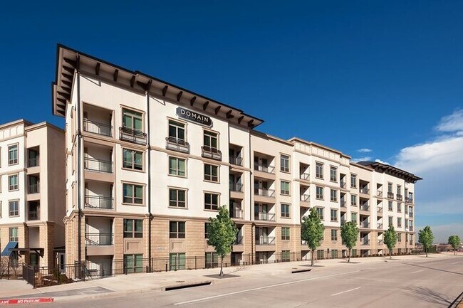 Building Photo - 6688 John Hickman Pkwy