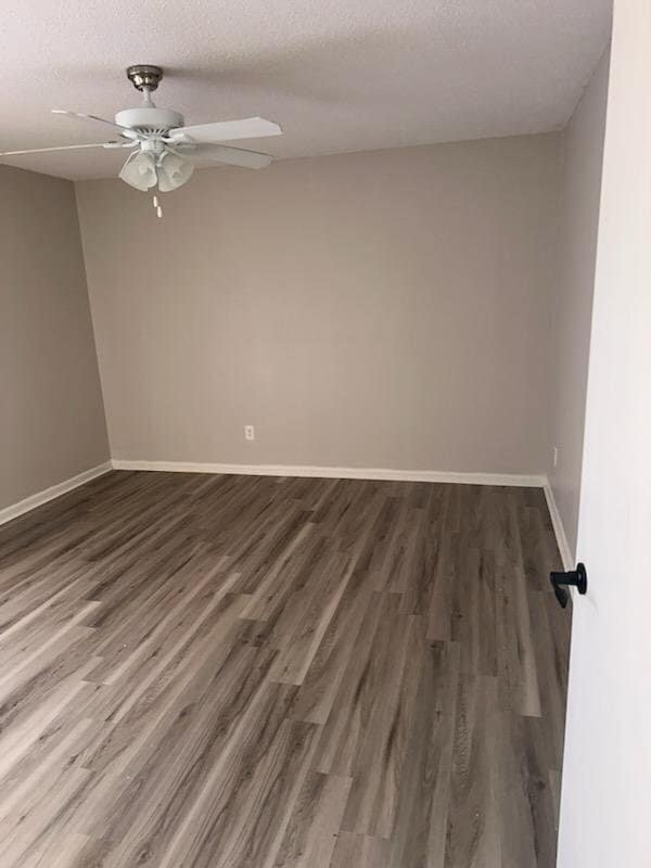 Building Photo - 208 Cloverleaf Dr