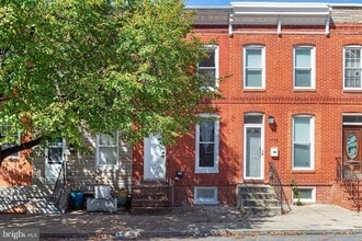 Building Photo - 1118 W Hamburg St