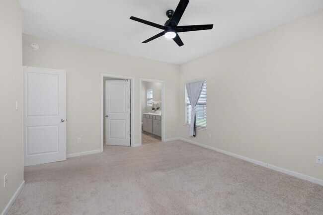 Building Photo - 44 N Payson Cv
