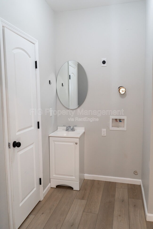 Building Photo - 3225 Bikers Path Wy