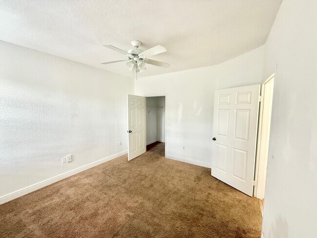 Building Photo - 2544 Robert Trent Jones Dr
