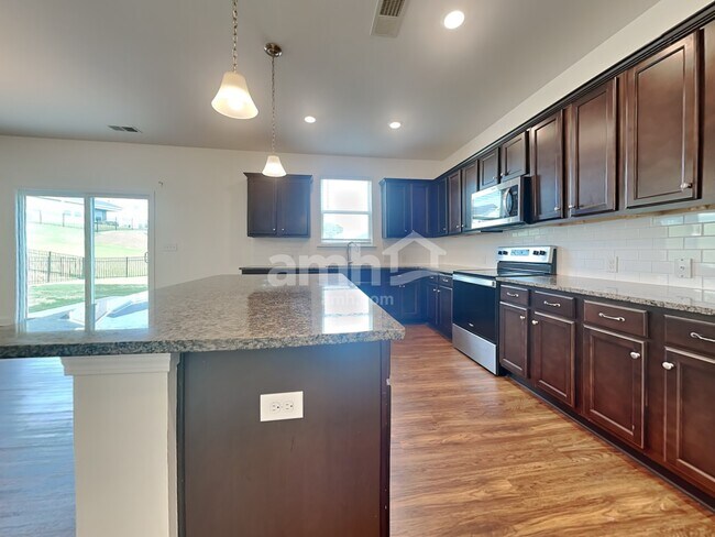 Building Photo - 112 Garrison Grove Court