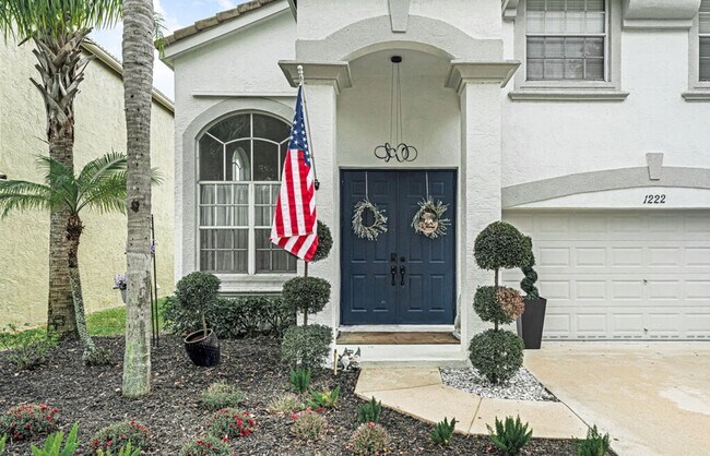 Building Photo - Spacious 3-Bedroom with 3 Full Baths in Royal Palm Beach!