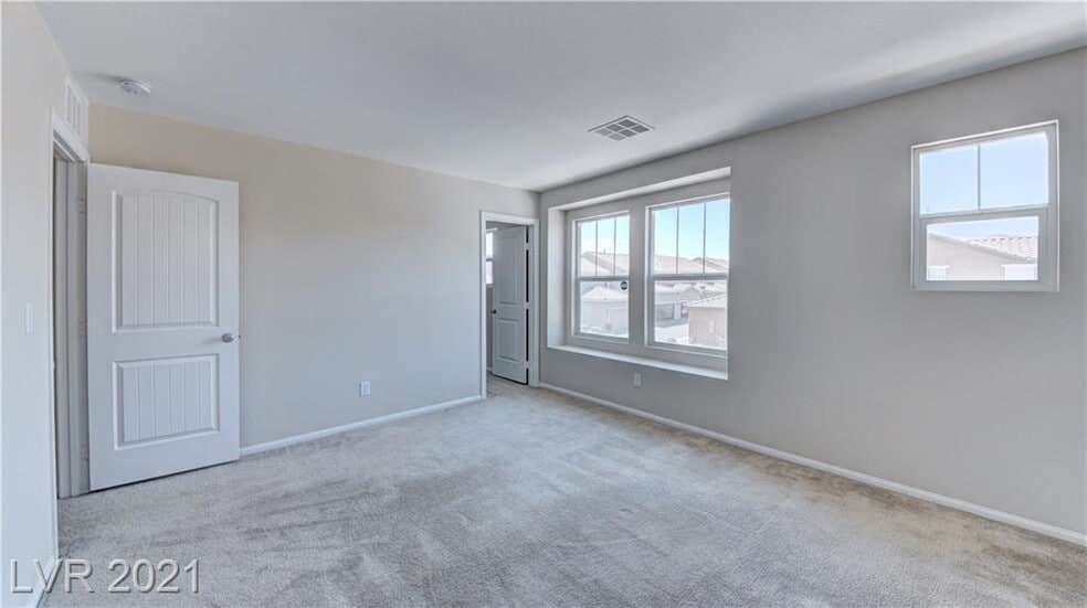 Building Photo - 2962 Duverney Ave