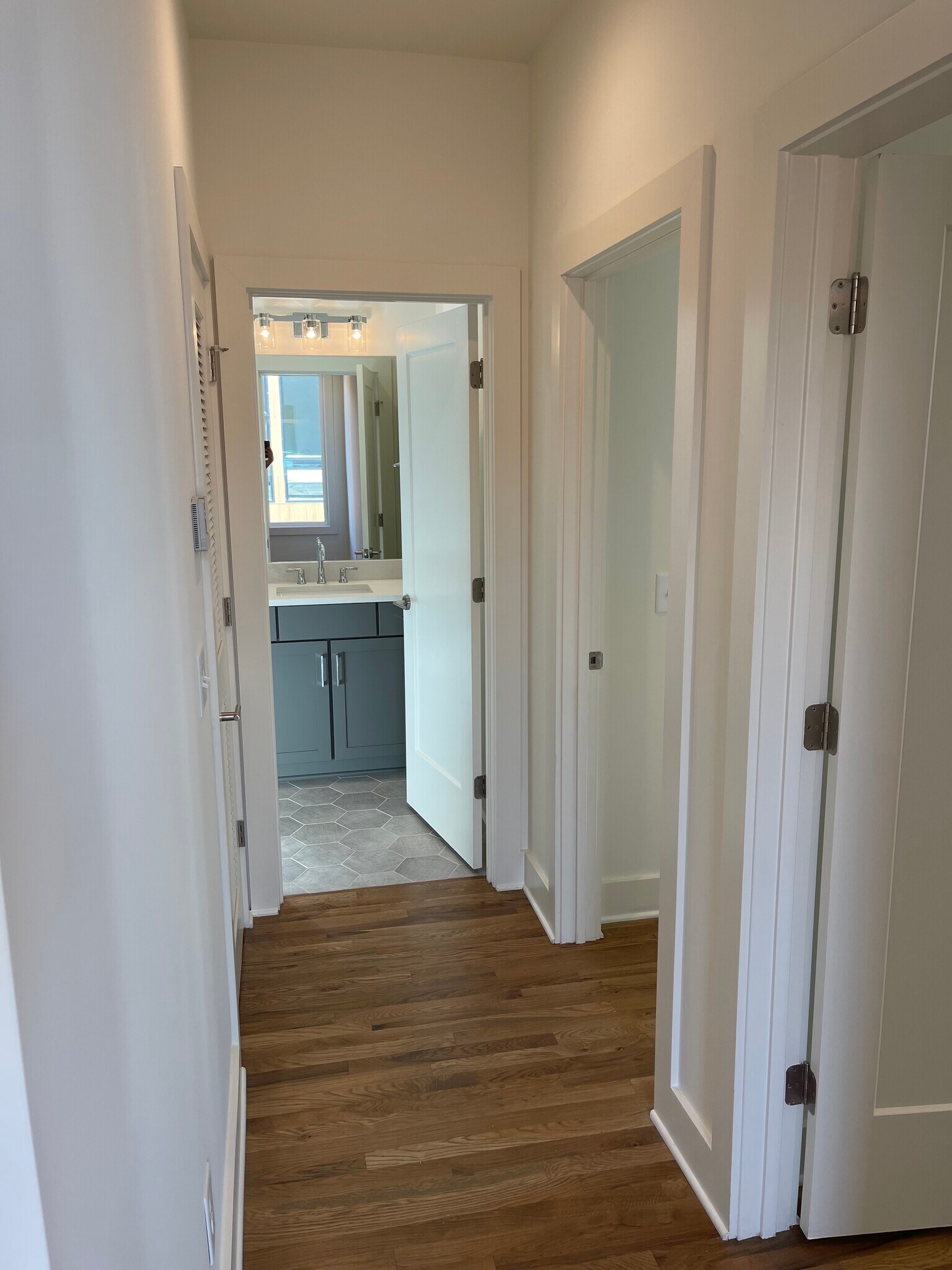 3rd Floor Hallway - 110 Oceola Ave