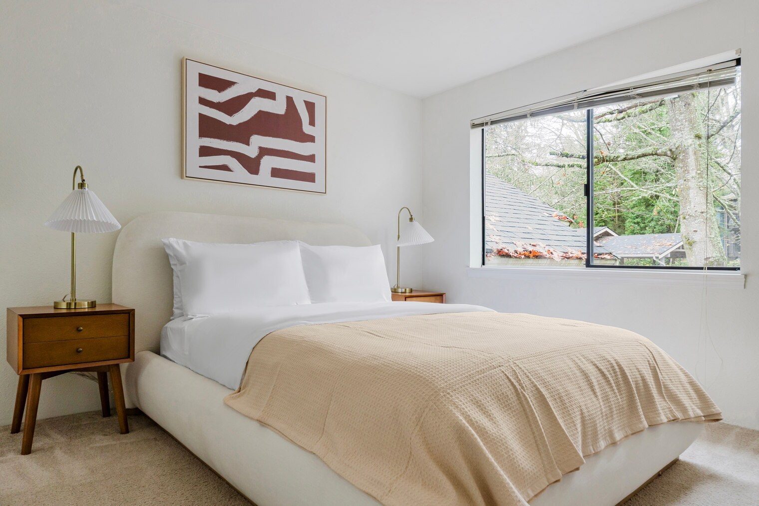 Building Photo - 15606 NE 40th St