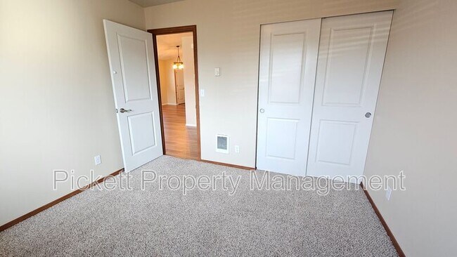 Building Photo - 1506 N Cambrian Ave