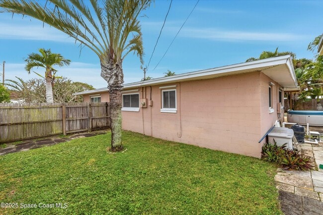 Building Photo - 141 E Exeter St