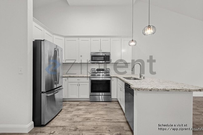 Building Photo - 106 Village Ct