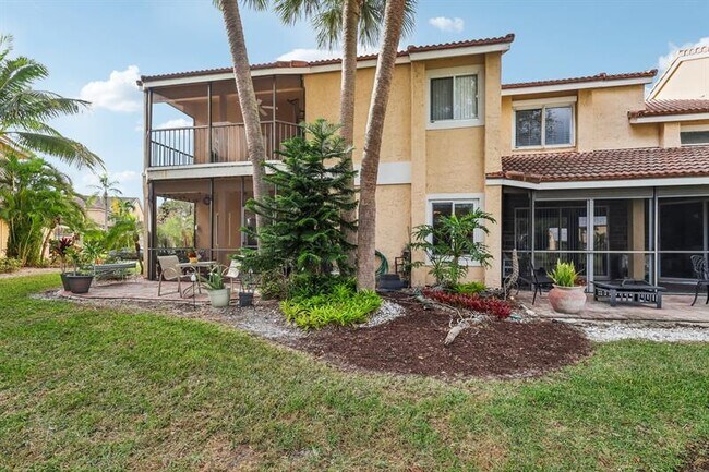 Building Photo - 23204 Fountain View Dr
