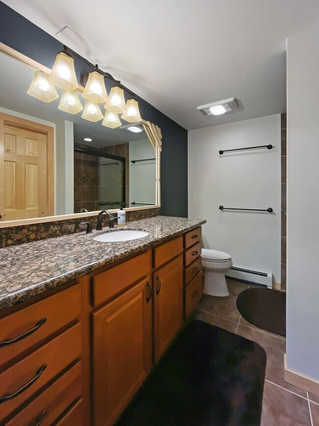 Building Photo - Luxury Home in the woods with unparalleled views! Garage! Pets Negotiable! Hot tub!