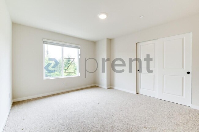 Building Photo - 16723 Alderwood Mall Pkwy