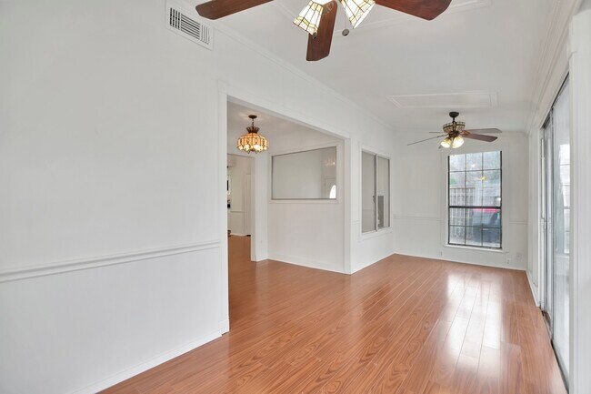 Building Photo - 7619 Lemma Dr