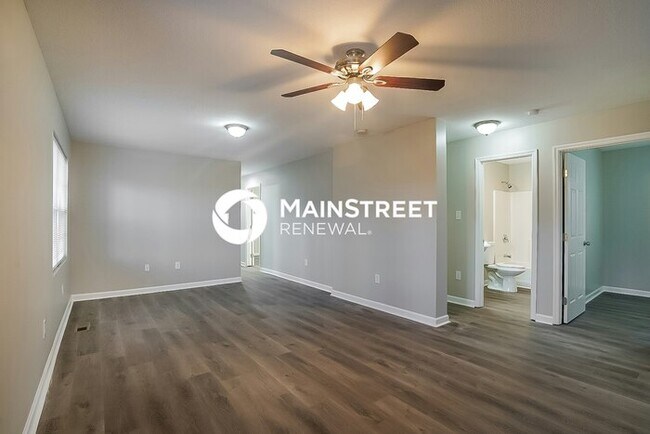 Building Photo - 3 Bedroom Pet-Friendly Home in OAK RIDGE, ...