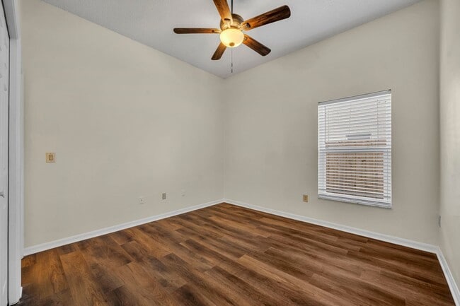 Building Photo - Great Oviedo Home in Bentley Woods!
