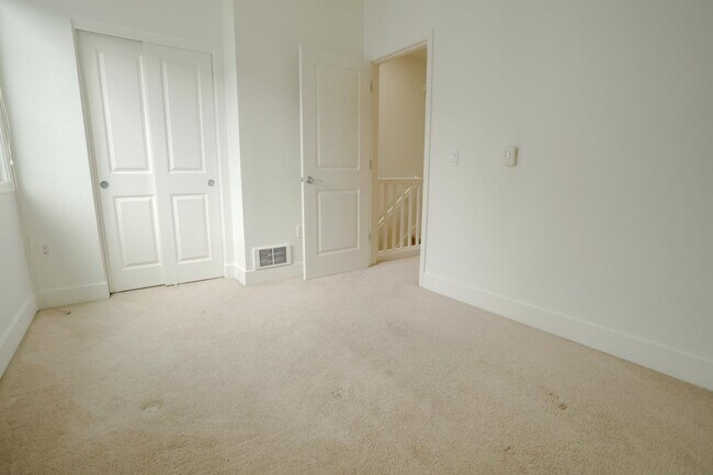 Building Photo - 1587 Brunswig Ln