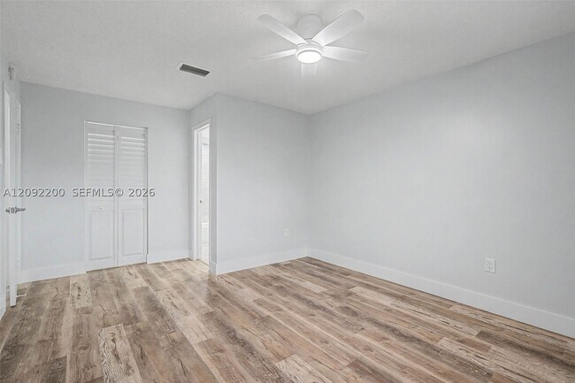 Building Photo - 6206 SW 136th Ct