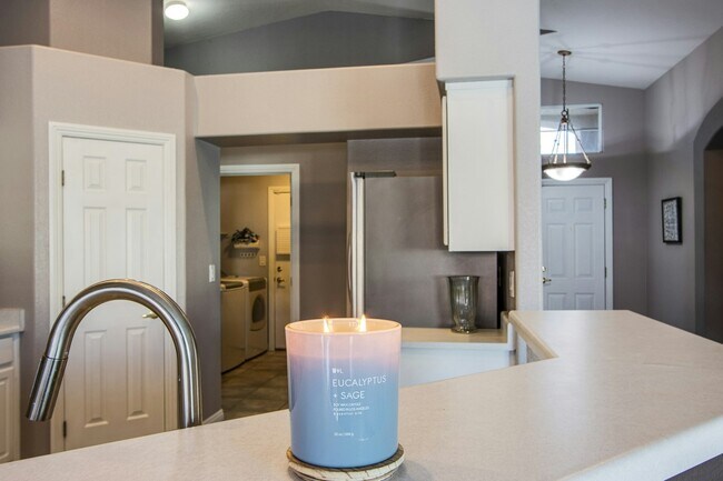 Building Photo - 5106 Stone Cove St