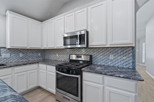 Building Photo - 1083 Zeus Cir