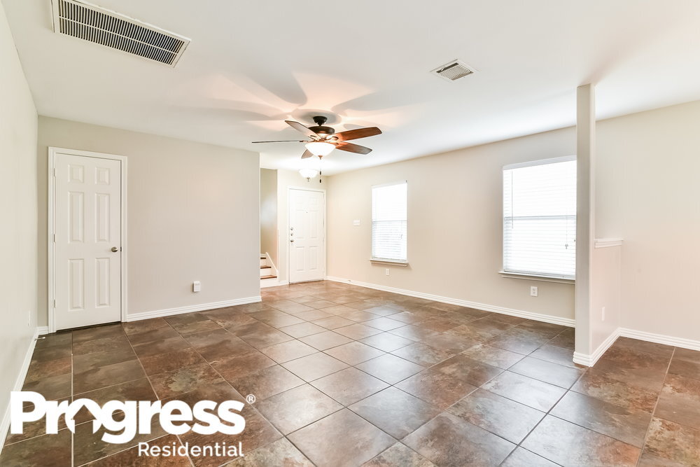 Building Photo - 4722 San Antonio River Dr