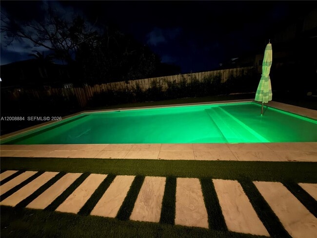 Building Photo - 2945 SE 3rd St