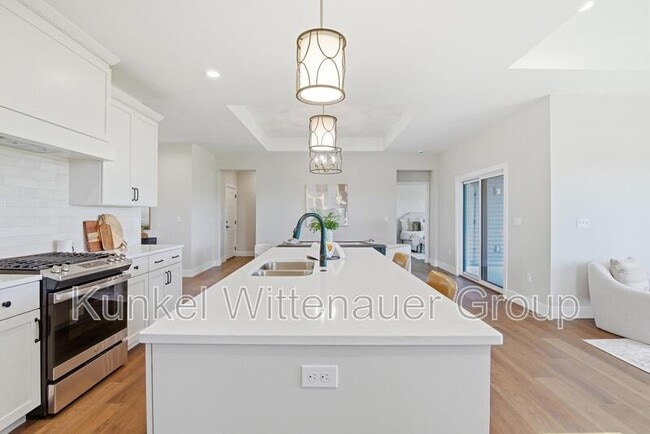 Building Photo - 837 Bushwood Way