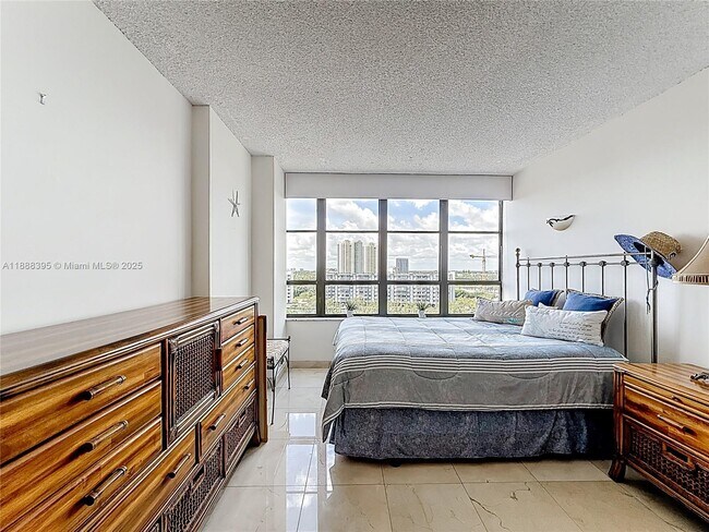 Building Photo - 500 Three Islands Boulevard