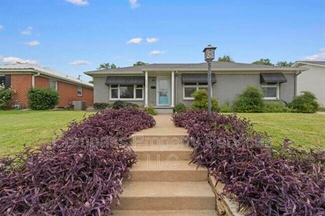 Building Photo - 1113 N New Rd