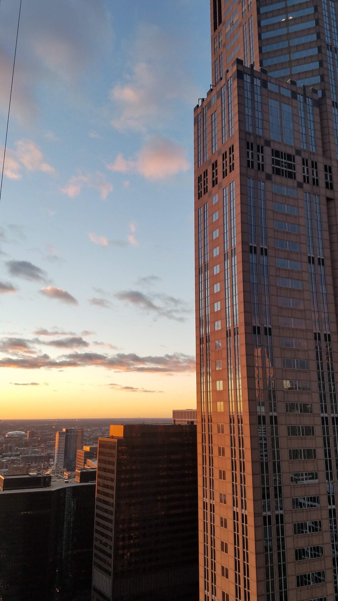 Building Photo - 235 W Van Buren St