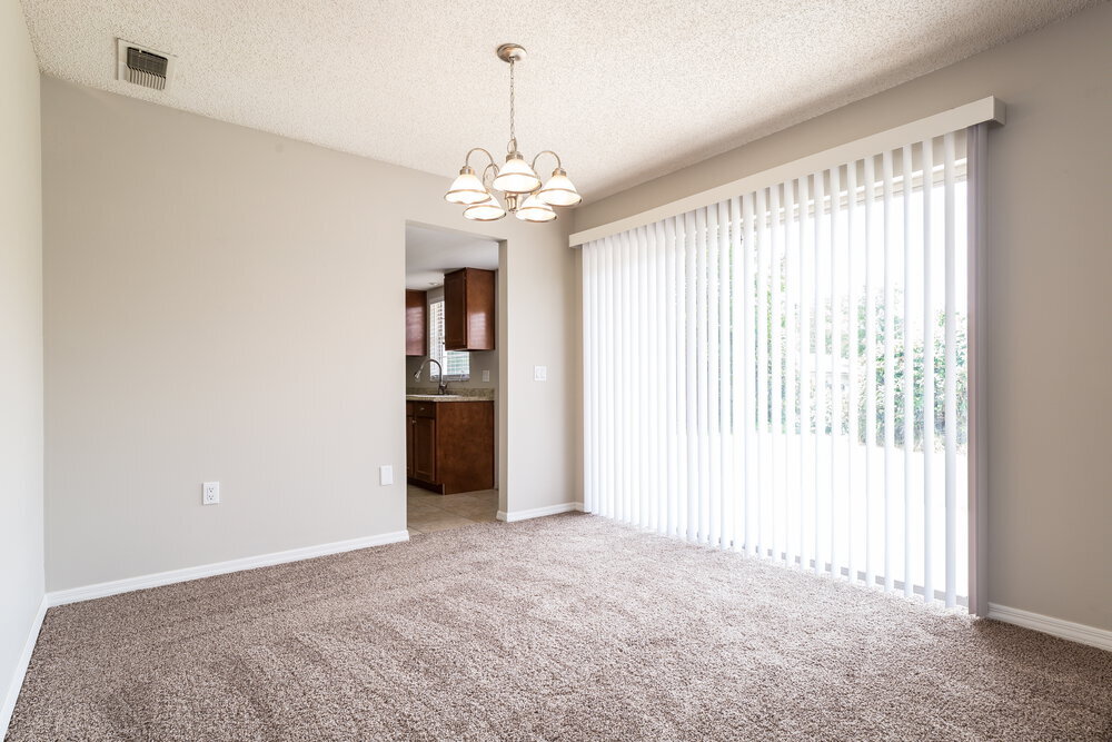 Building Photo - 8564 Cedar Cove Dr