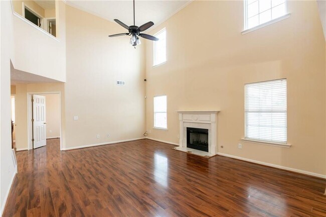 Building Photo - 778 Roxholly Ln NE