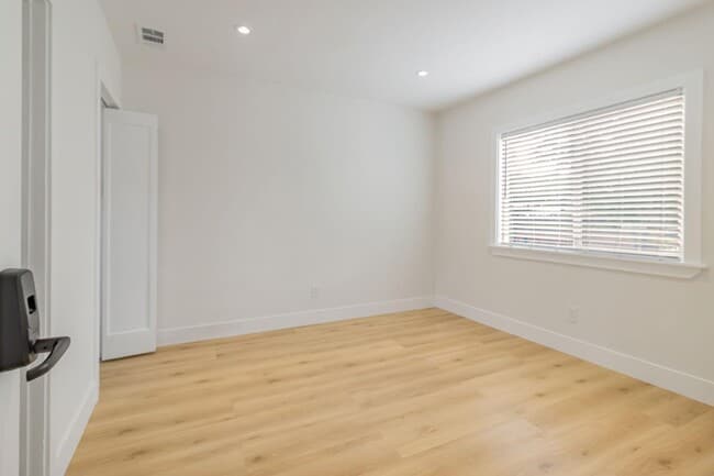 Building Photo - 2075 83rd Ave