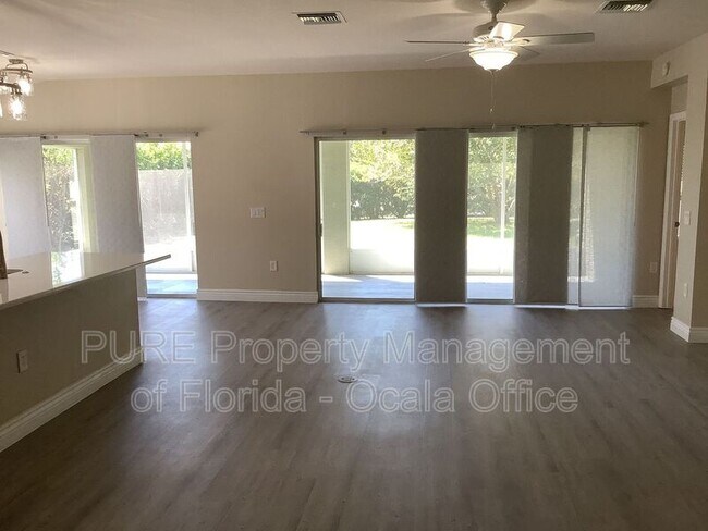 Building Photo - 5600 SW 44th Rd