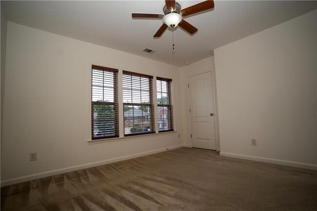Building Photo - 2412 Harpers Way