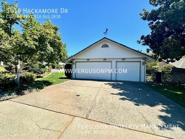 Building Photo - 1916 Hackamore Dr