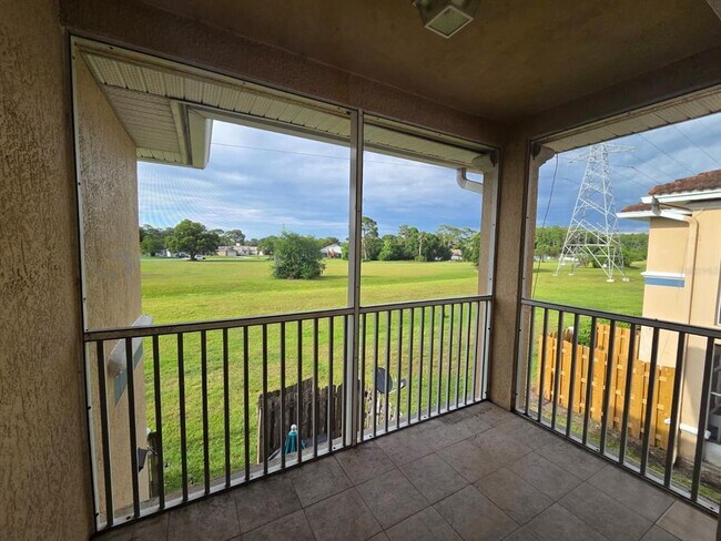 Building Photo - 489 Las Cortes Ln
