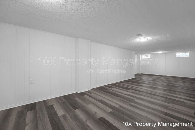 Building Photo - 2892 Longfield Rd