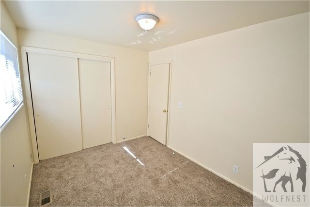Building Photo - Beautiful 3 Bedroom West Valley Duplex