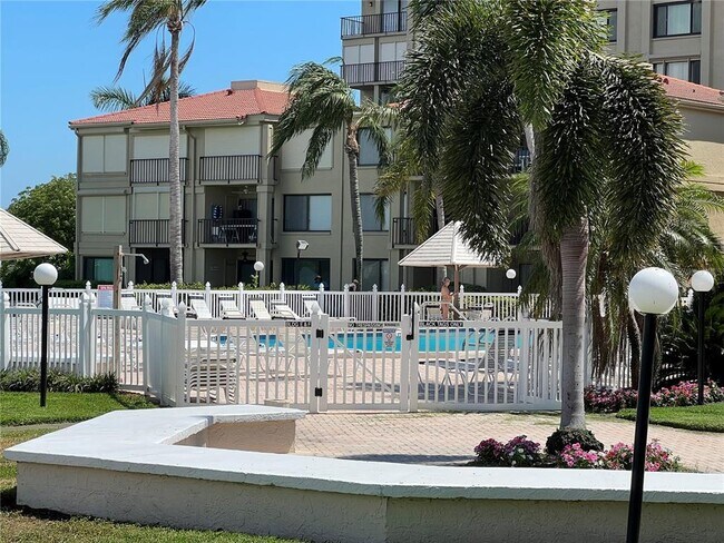 Building Photo - 6268 Palma Del Mar Blvd S