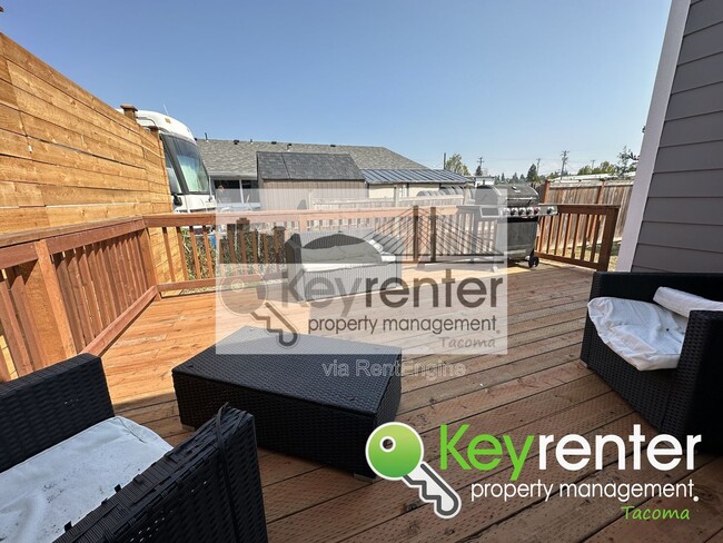 Building Photo - 1435 E 32nd St