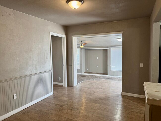 Building Photo - 4818 36th St