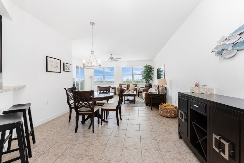 Building Photo - 2001 Bal Harbor Blvd