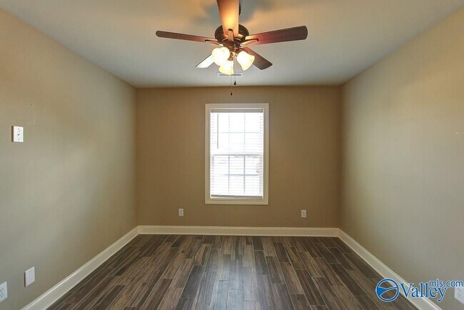 Building Photo - 25861 Caldera Dr