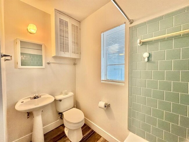 Building Photo - 508 N Mac Dill Ave