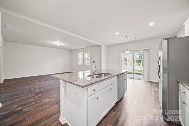 Building Photo - 3200 Polk and White Rd