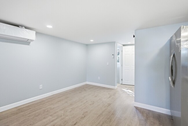 Building Photo - 4917 Moreland Heights Ln