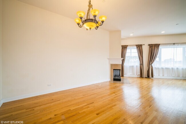 Building Photo - 755 Milwaukee Ave